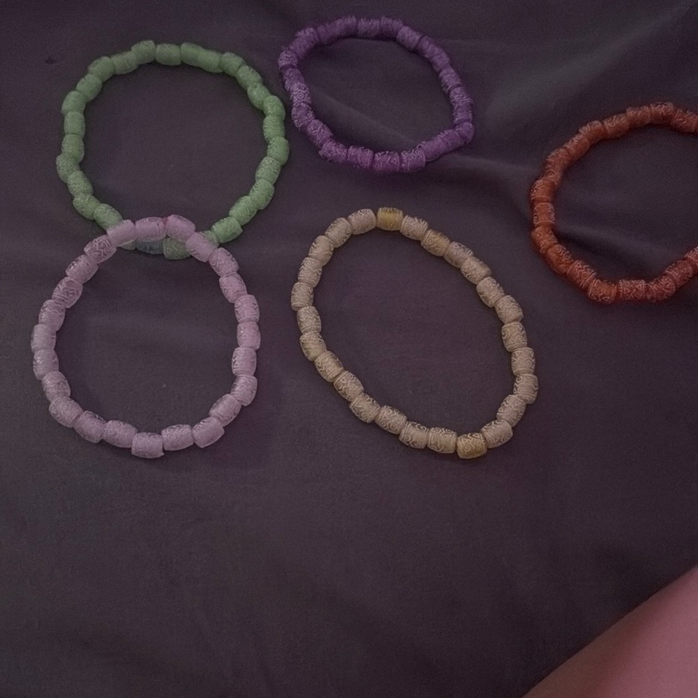 Colorful Beaded Bracelets Set one. Loot each 2 for 4$